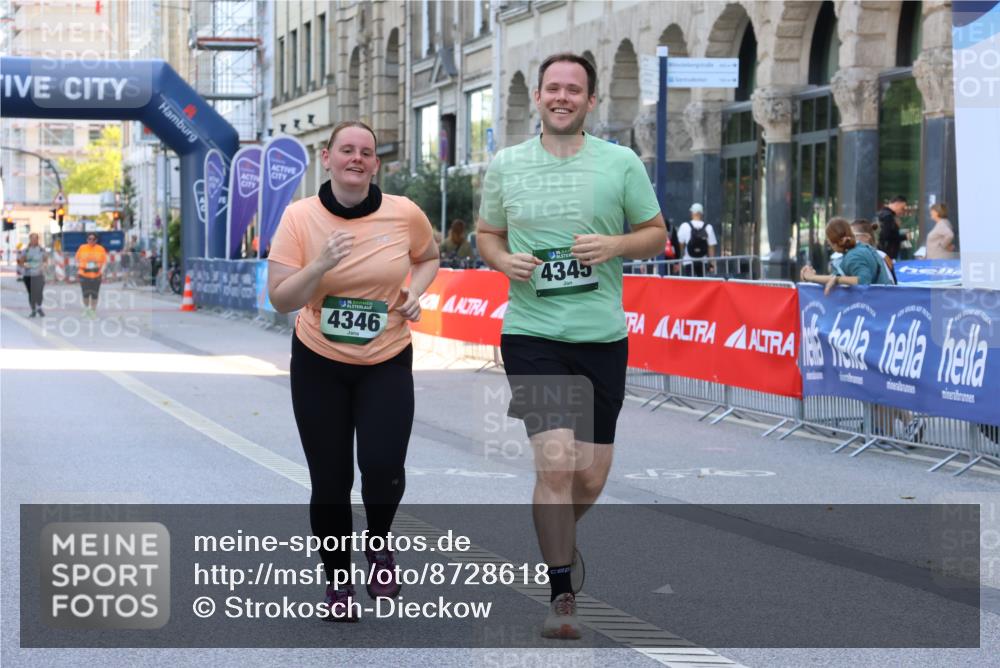 07.09.2025 - BARMER Alsterlauf Strokosch-Dieckow http://msf.ph/oto/8728618 07.09.2025 10:33:53 Ziel 2526 meine-sportfotos.de
