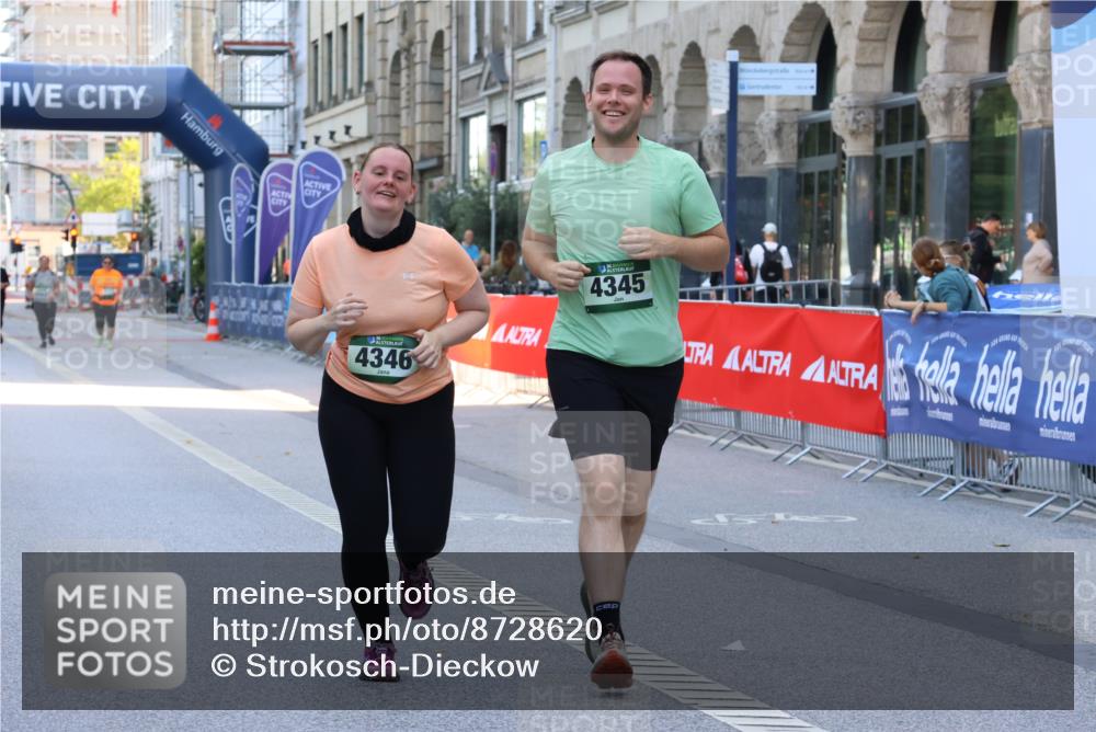 07.09.2025 - BARMER Alsterlauf Strokosch-Dieckow http://msf.ph/oto/8728620 07.09.2025 10:33:53 Ziel 2526 meine-sportfotos.de
