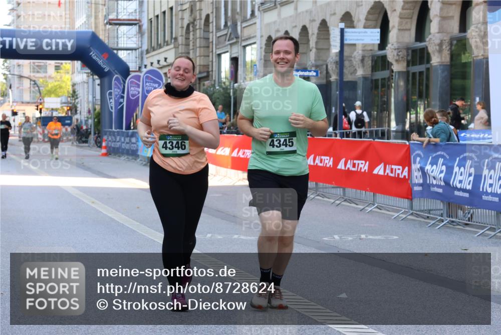 07.09.2025 - BARMER Alsterlauf Strokosch-Dieckow http://msf.ph/oto/8728624 07.09.2025 10:33:52 Ziel 2526 meine-sportfotos.de
