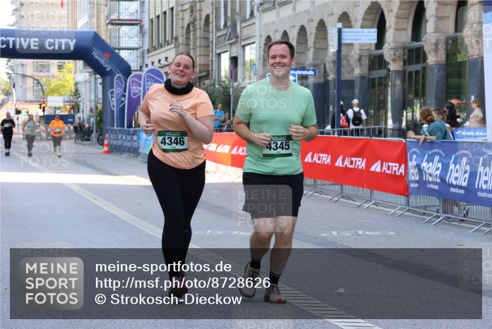07.09.2025 - BARMER Alsterlauf Strokosch-Dieckow http://msf.ph/oto/8728626 07.09.2025 10:33:52 Ziel 2526 meine-sportfotos.de