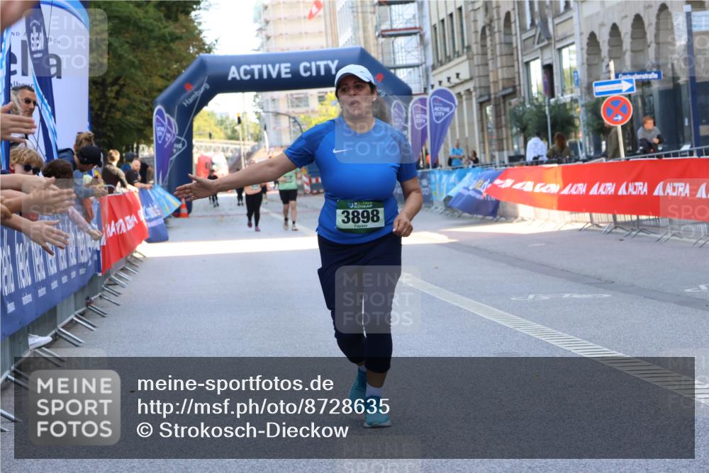 07.09.2025 - BARMER Alsterlauf Strokosch-Dieckow http://msf.ph/oto/8728635 07.09.2025 10:33:31 Ziel 2738, 5124 meine-sportfotos.de