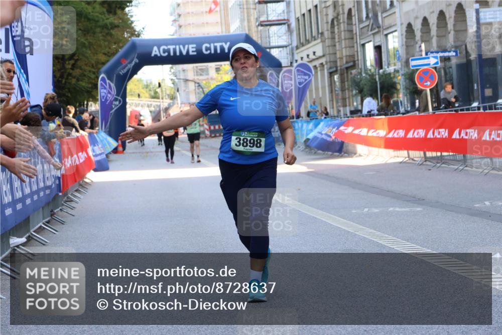 07.09.2025 - BARMER Alsterlauf Strokosch-Dieckow http://msf.ph/oto/8728637 07.09.2025 10:33:31 Ziel 2738, 5124 meine-sportfotos.de