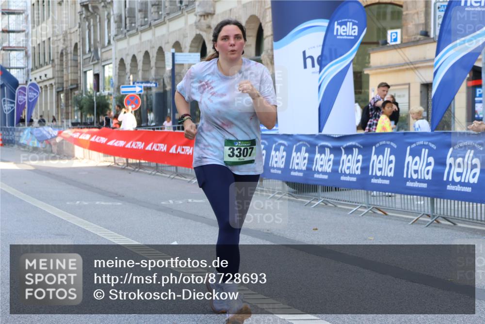 07.09.2025 - BARMER Alsterlauf Strokosch-Dieckow http://msf.ph/oto/8728693 07.09.2025 10:32:40 Ziel 3898, 4939 meine-sportfotos.de