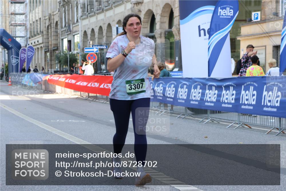 07.09.2025 - BARMER Alsterlauf Strokosch-Dieckow http://msf.ph/oto/8728702 07.09.2025 10:32:39 Ziel 3898, 4939 meine-sportfotos.de