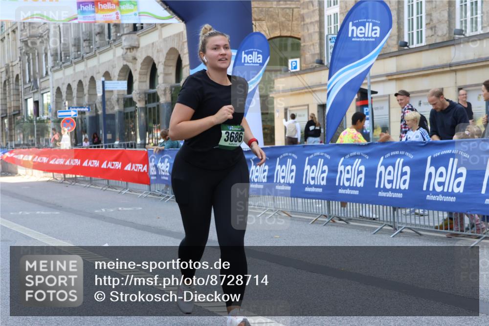 07.09.2025 - BARMER Alsterlauf Strokosch-Dieckow http://msf.ph/oto/8728714 07.09.2025 10:32:33 Ziel 3105, 4939 meine-sportfotos.de