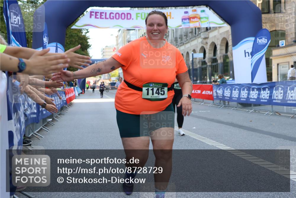 07.09.2025 - BARMER Alsterlauf Strokosch-Dieckow http://msf.ph/oto/8728729 07.09.2025 10:32:31 Ziel 3105, 4939 meine-sportfotos.de