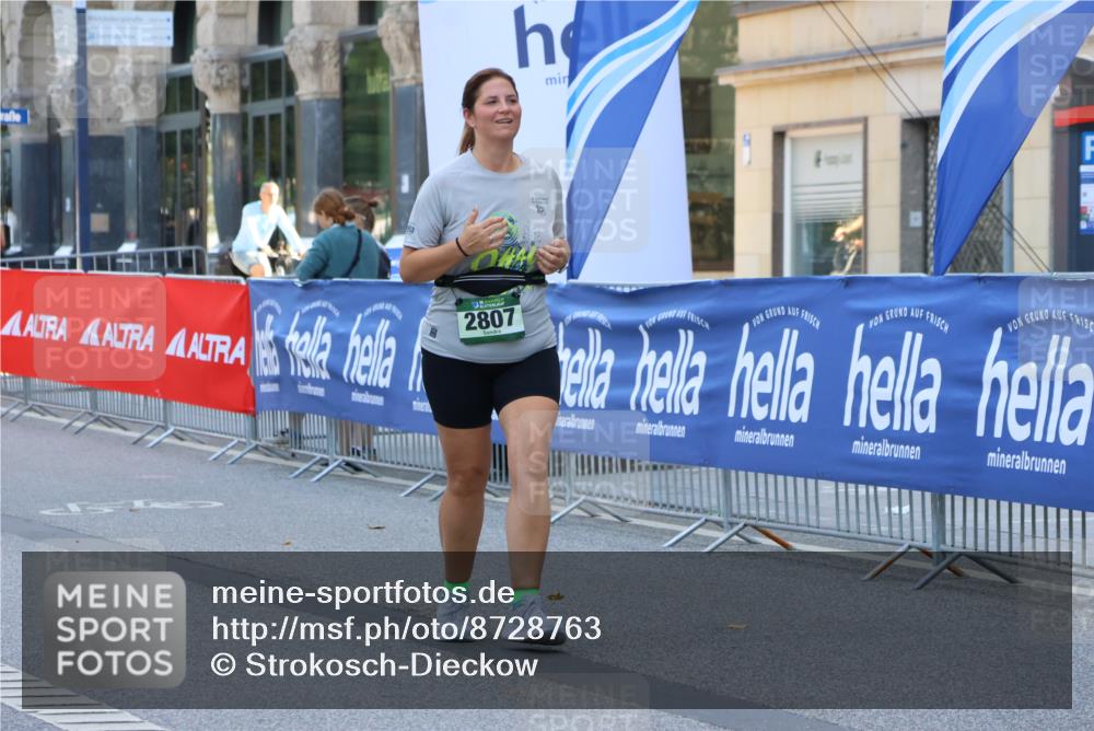 07.09.2025 - BARMER Alsterlauf Strokosch-Dieckow http://msf.ph/oto/8728763 07.09.2025 10:32:15 Ziel 4222 meine-sportfotos.de