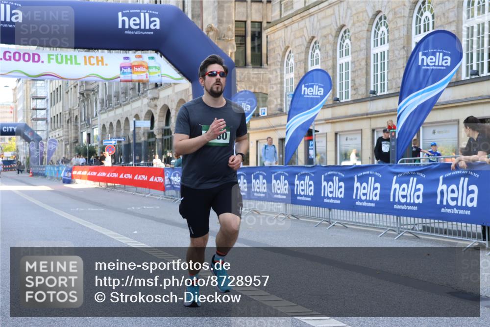 07.09.2025 - BARMER Alsterlauf Strokosch-Dieckow http://msf.ph/oto/8728957 07.09.2025 10:30:35 Ziel 3324, 3451, 6239 meine-sportfotos.de