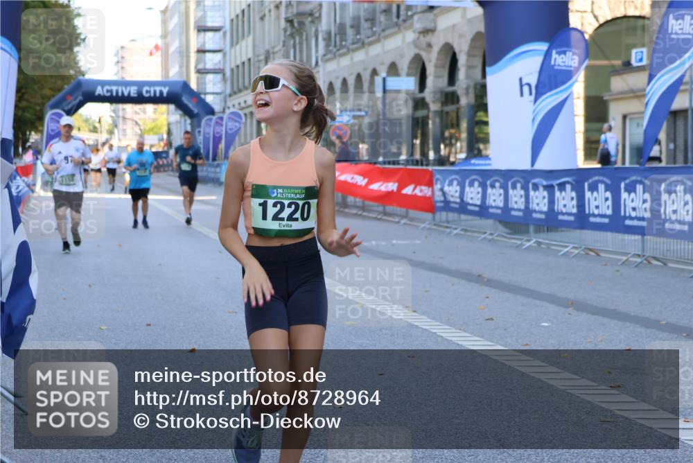 07.09.2025 - BARMER Alsterlauf Strokosch-Dieckow http://msf.ph/oto/8728964 07.09.2025 11:56:48 Ziel  meine-sportfotos.de