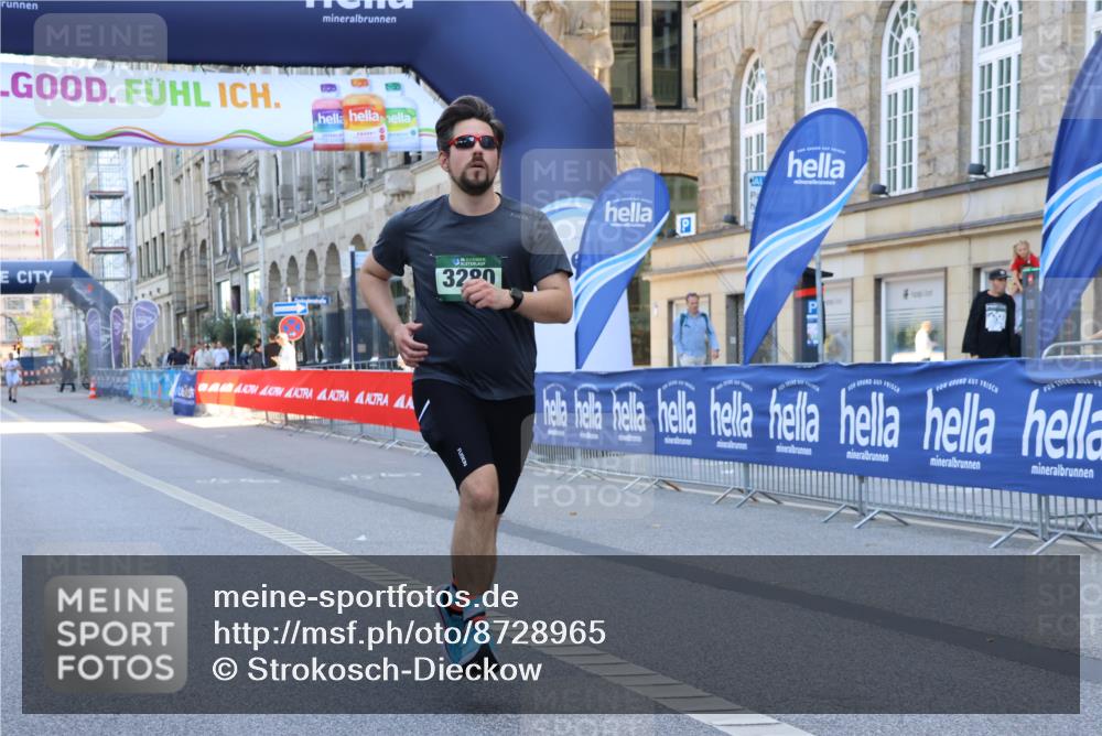 07.09.2025 - BARMER Alsterlauf Strokosch-Dieckow http://msf.ph/oto/8728965 07.09.2025 10:30:35 Ziel 3324, 3451, 6239 meine-sportfotos.de