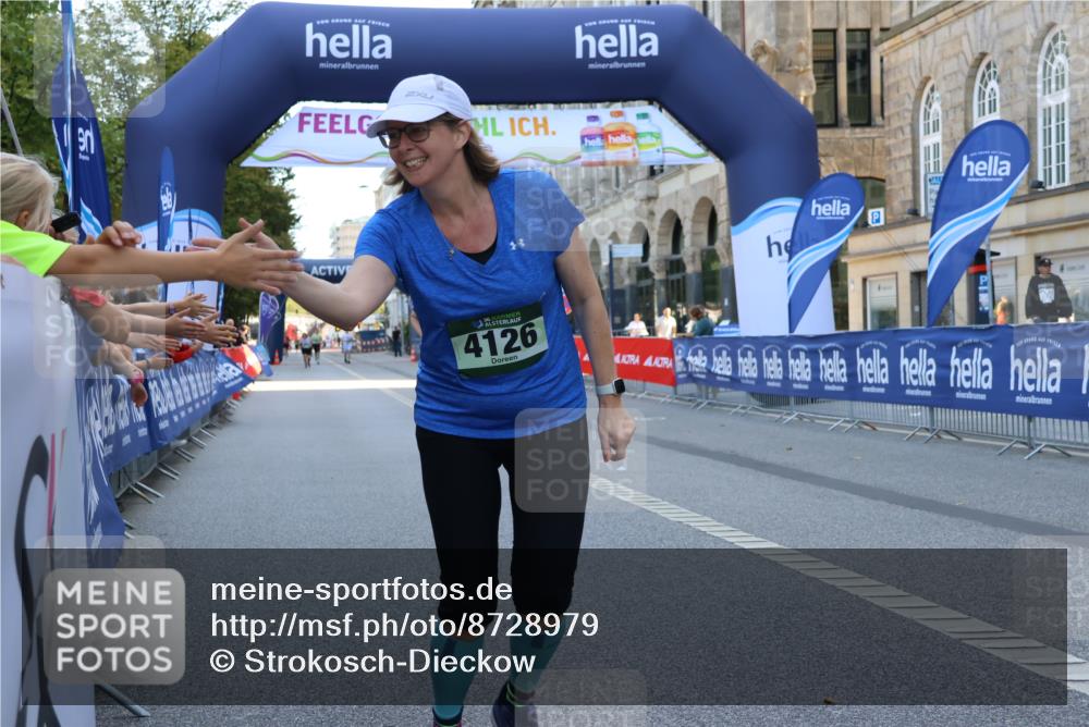 07.09.2025 - BARMER Alsterlauf Strokosch-Dieckow http://msf.ph/oto/8728979 07.09.2025 10:30:32 Ziel 3324, 3451, 6239, 6240 meine-sportfotos.de