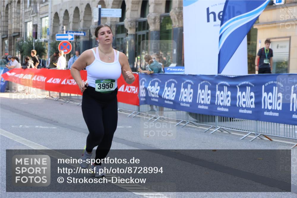 07.09.2025 - BARMER Alsterlauf Strokosch-Dieckow http://msf.ph/oto/8728994 07.09.2025 10:30:11 Ziel 4624 meine-sportfotos.de