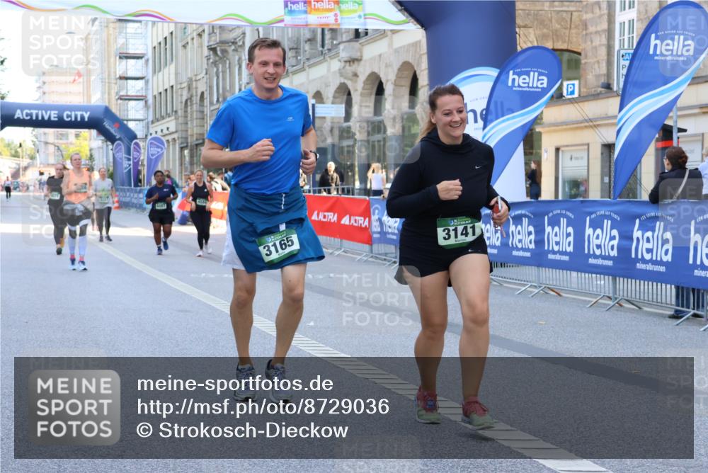 07.09.2025 - BARMER Alsterlauf Strokosch-Dieckow http://msf.ph/oto/8729036 07.09.2025 10:29:37 Ziel 3950 meine-sportfotos.de