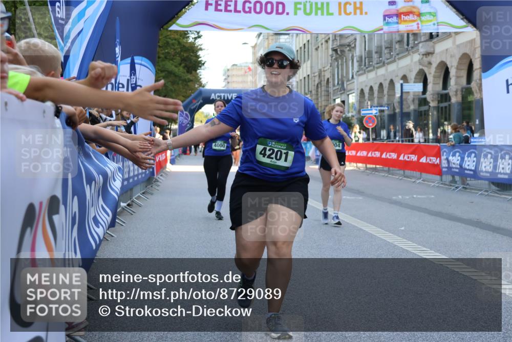 07.09.2025 - BARMER Alsterlauf Strokosch-Dieckow http://msf.ph/oto/8729089 07.09.2025 10:29:18 Ziel 2215, 2382, 3287, 5071 meine-sportfotos.de