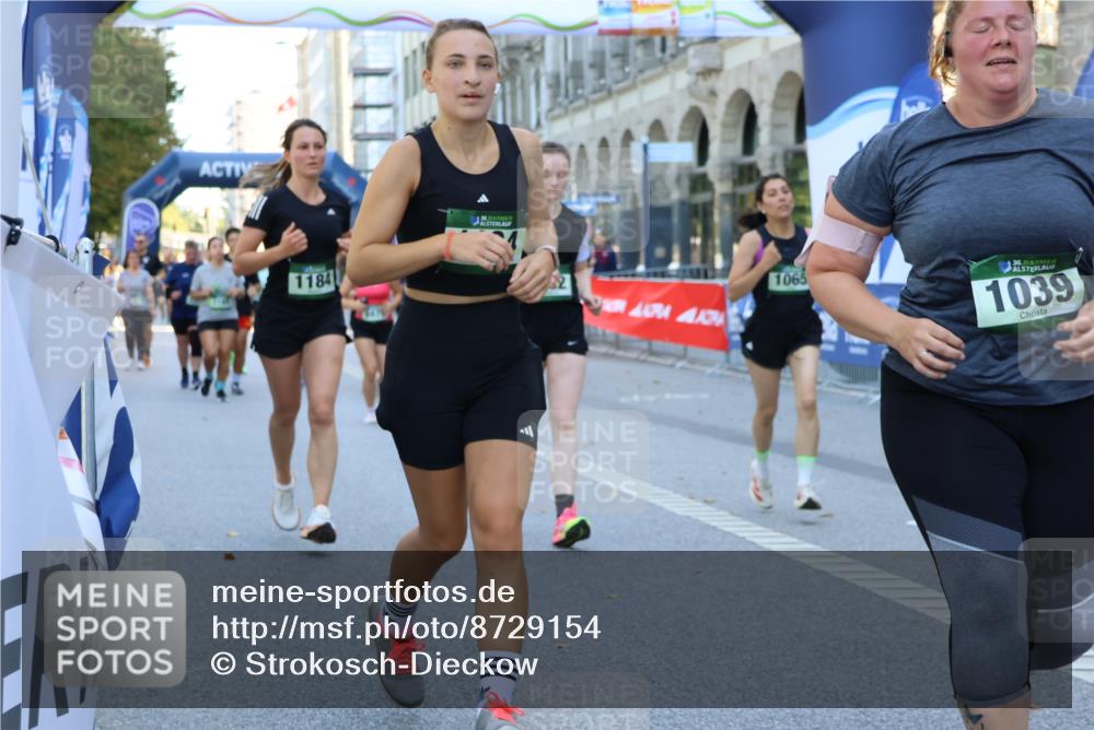 07.09.2025 - BARMER Alsterlauf Strokosch-Dieckow http://msf.ph/oto/8729154 07.09.2025 11:55:56 Ziel  meine-sportfotos.de