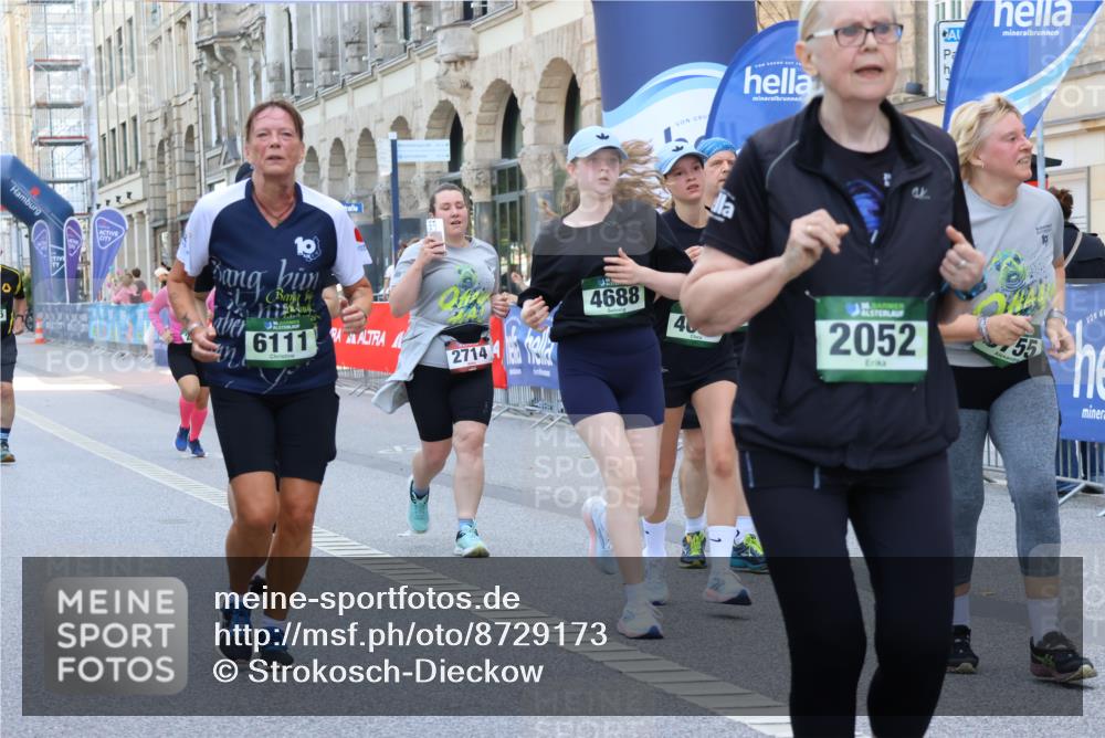 07.09.2025 - BARMER Alsterlauf Strokosch-Dieckow http://msf.ph/oto/8729173 07.09.2025 10:28:50 Ziel 2877, 3141, 3165, 3457, 3495, 3560 meine-sportfotos.de