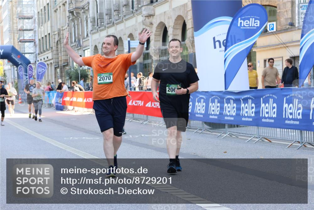 07.09.2025 - BARMER Alsterlauf Strokosch-Dieckow http://msf.ph/oto/8729201 07.09.2025 10:28:37 Ziel 3457, 3495, 3542, 3553, 3560, 4000, 4004, 4201 meine-sportfotos.de