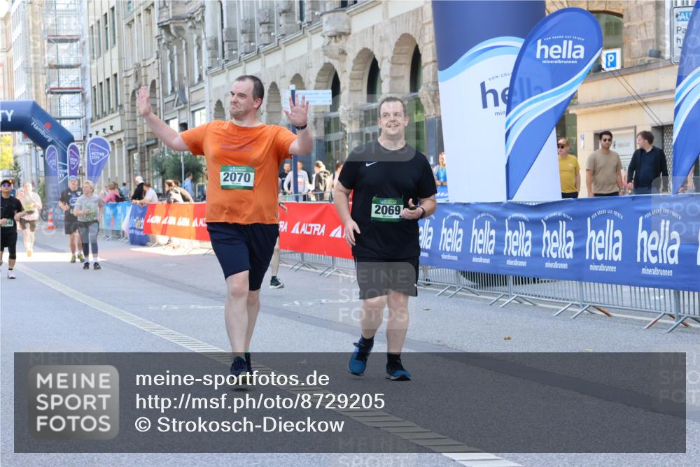 07.09.2025 - BARMER Alsterlauf Strokosch-Dieckow http://msf.ph/oto/8729205 07.09.2025 10:28:37 Ziel 3457, 3495, 3542, 3553, 3560, 4000, 4004, 4201 meine-sportfotos.de