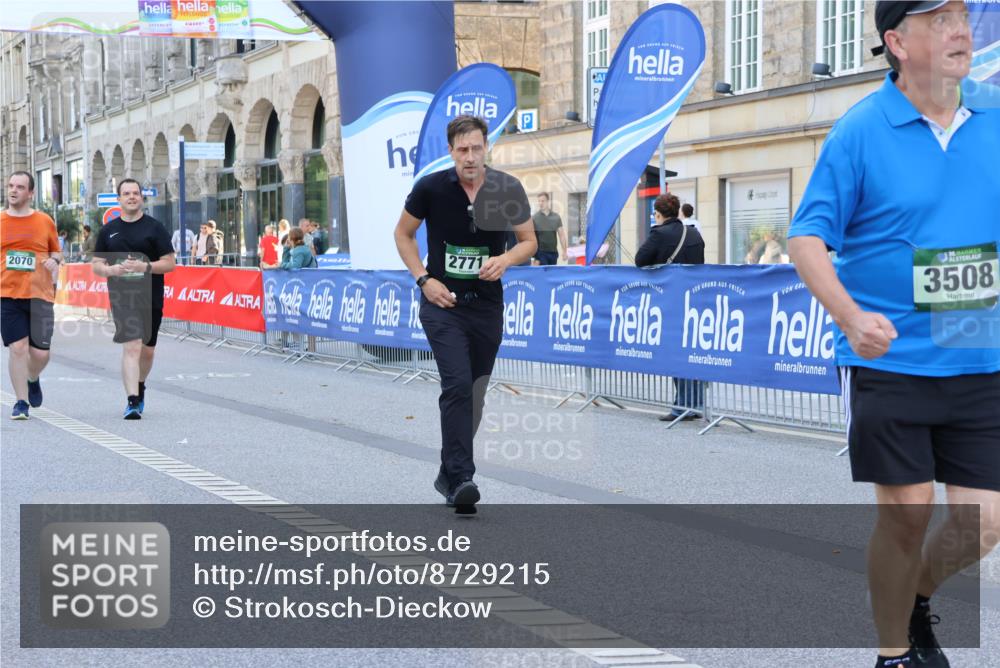 07.09.2025 - BARMER Alsterlauf Strokosch-Dieckow http://msf.ph/oto/8729215 07.09.2025 10:28:35 Ziel 3457, 3495, 3542, 3553, 3560, 4000, 4004, 4201, 4804 meine-sportfotos.de