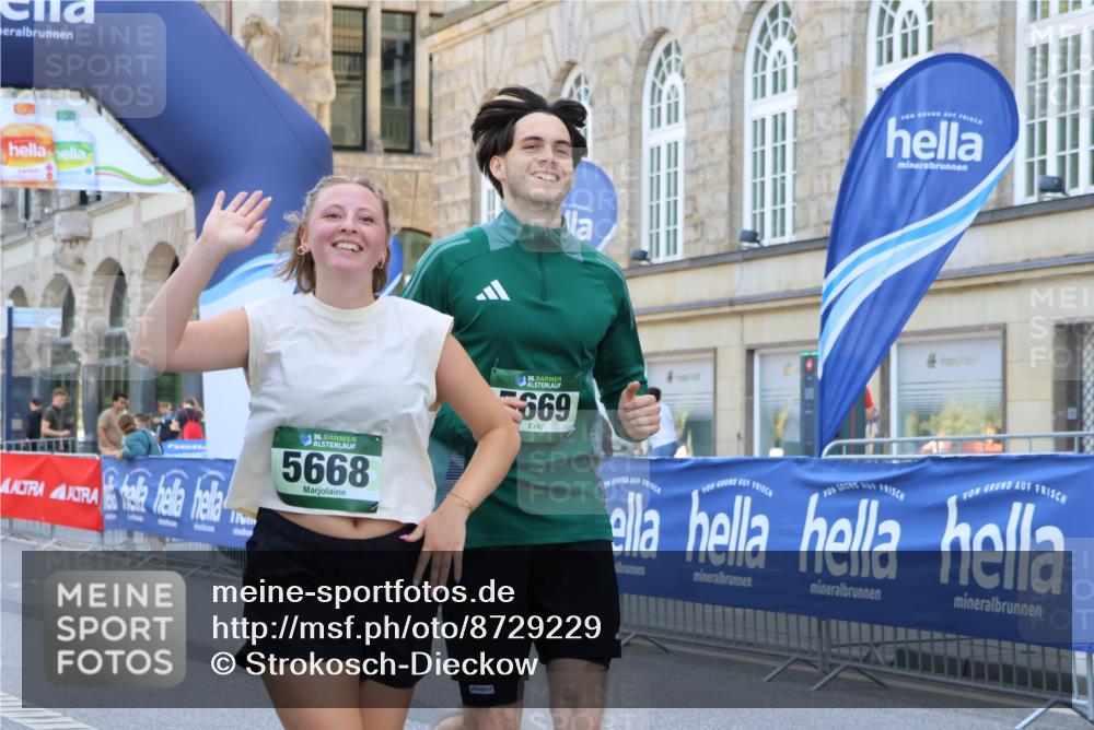 07.09.2025 - BARMER Alsterlauf Strokosch-Dieckow http://msf.ph/oto/8729229 07.09.2025 10:28:25 Ziel 2485, 3542, 3553, 4688, 4689, 4804, 5985 meine-sportfotos.de