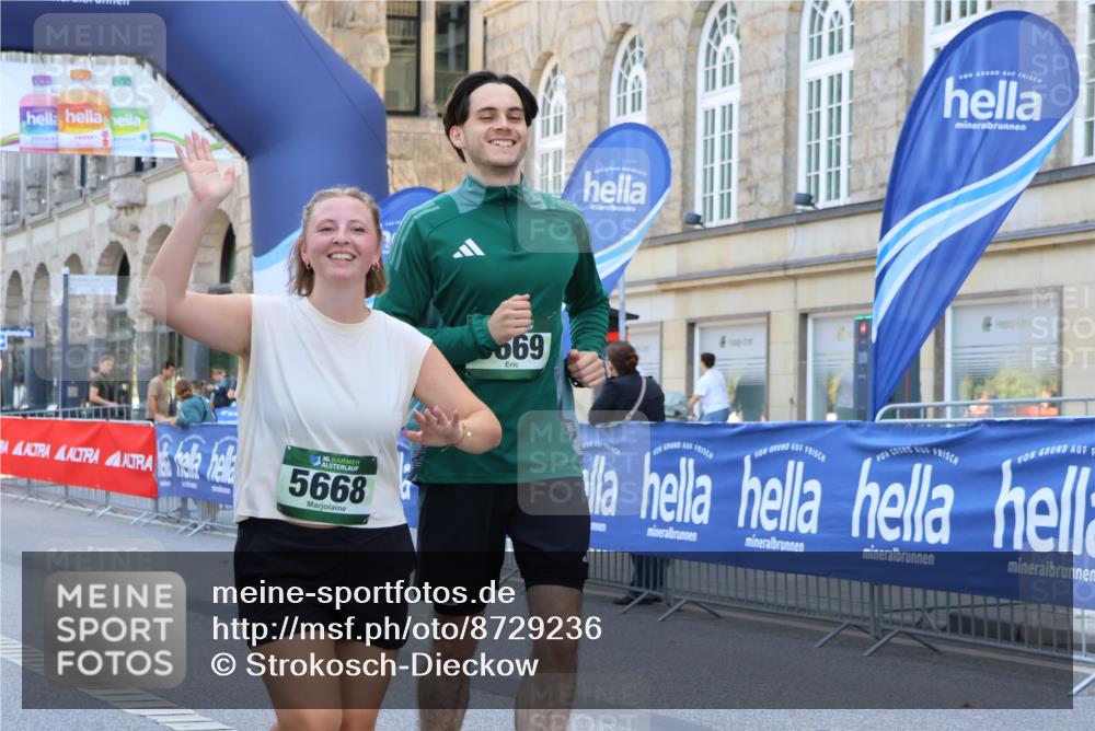 07.09.2025 - BARMER Alsterlauf Strokosch-Dieckow http://msf.ph/oto/8729236 07.09.2025 10:28:25 Ziel 2485, 3542, 3553, 4688, 4689, 4804, 5985 meine-sportfotos.de