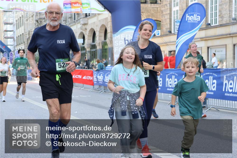 07.09.2025 - BARMER Alsterlauf Strokosch-Dieckow http://msf.ph/oto/8729272 07.09.2025 10:28:18 Ziel 2485, 2714, 4688, 4689, 4804, 5222, 5755, 5985 meine-sportfotos.de