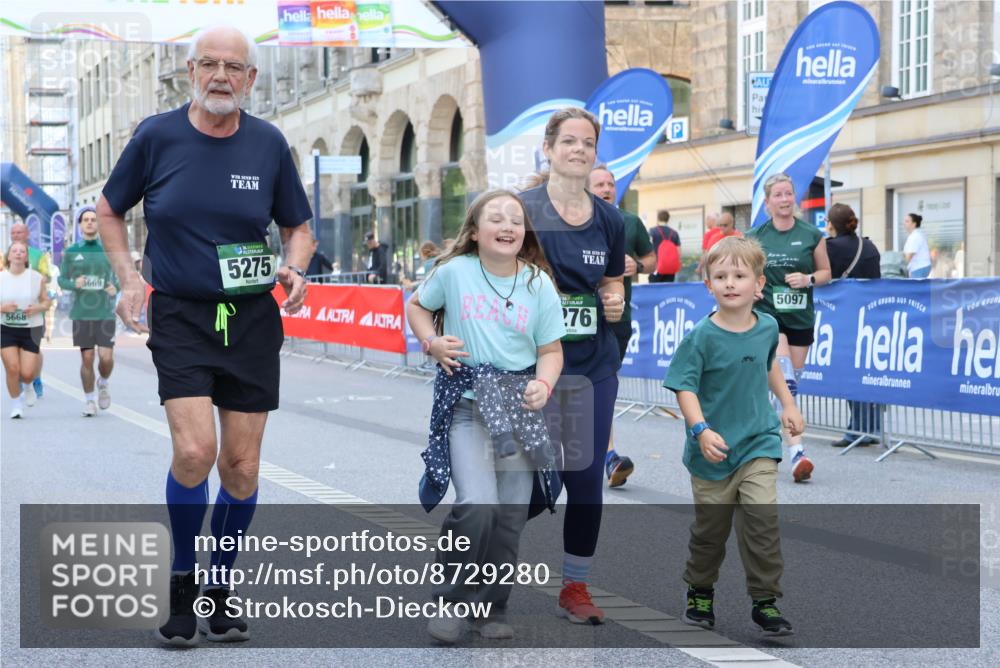 07.09.2025 - BARMER Alsterlauf Strokosch-Dieckow http://msf.ph/oto/8729280 07.09.2025 10:28:18 Ziel 2485, 2714, 4688, 4689, 4804, 5222, 5755, 5985 meine-sportfotos.de