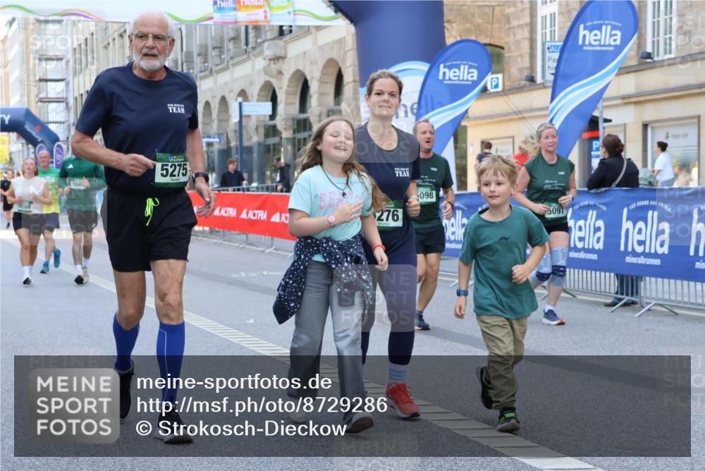 07.09.2025 - BARMER Alsterlauf Strokosch-Dieckow http://msf.ph/oto/8729286 07.09.2025 10:28:18 Ziel 2485, 2714, 4688, 4689, 4804, 5222, 5755, 5985 meine-sportfotos.de