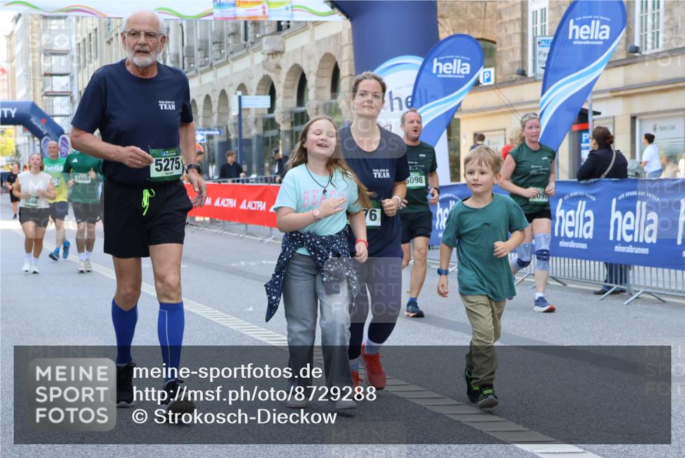 07.09.2025 - BARMER Alsterlauf Strokosch-Dieckow http://msf.ph/oto/8729288 07.09.2025 10:28:18 Ziel 2485, 2714, 4688, 4689, 4804, 5222, 5755, 5985 meine-sportfotos.de