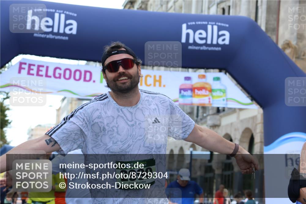 07.09.2025 - BARMER Alsterlauf Strokosch-Dieckow http://msf.ph/oto/8729304 07.09.2025 10:28:09 Ziel 2052, 2714, 2848, 4688, 4689, 5222, 5755, 5985, 6111, 6112, 6346 meine-sportfotos.de