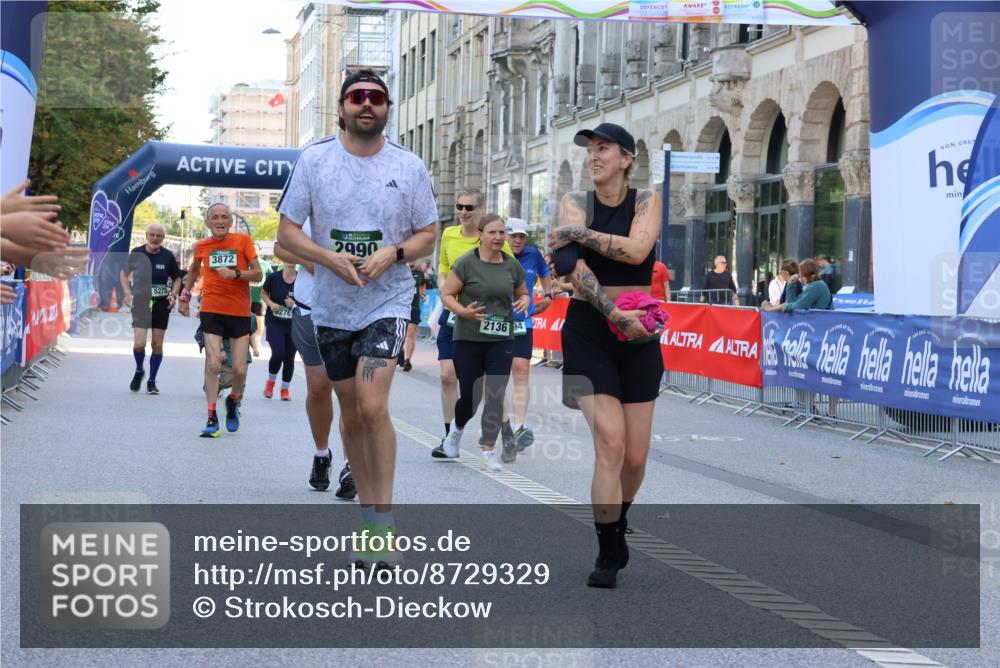 07.09.2025 - BARMER Alsterlauf Strokosch-Dieckow http://msf.ph/oto/8729329 07.09.2025 10:28:07 Ziel 2052, 2714, 2848, 4688, 4689, 5222, 5755, 5985, 6111, 6112, 6346 meine-sportfotos.de
