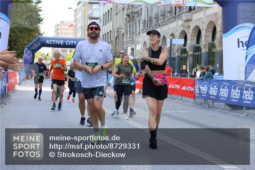 07.09.2025 - BARMER Alsterlauf Strokosch-Dieckow http://msf.ph/oto/8729331 07.09.2025 10:28:07 Ziel 2052, 2714, 2848, 4688, 4689, 5222, 5755, 5985, 6111, 6112, 6346 meine-sportfotos.de