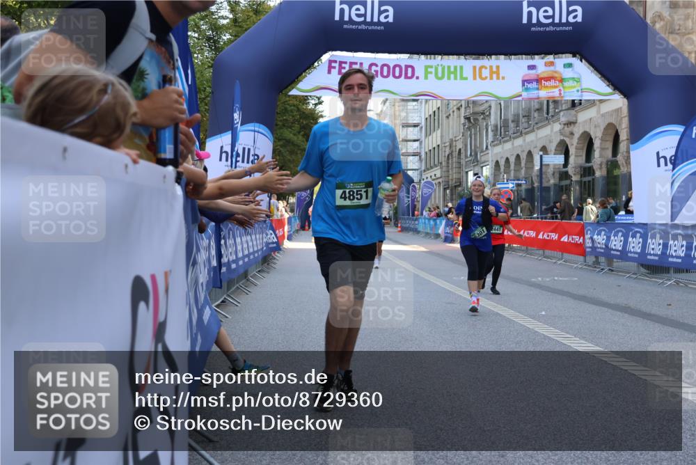 07.09.2025 - BARMER Alsterlauf Strokosch-Dieckow http://msf.ph/oto/8729360 07.09.2025 10:27:48 Ziel 2069, 2070, 2771, 3508, 5097, 5098, 5668, 5669, 6224 meine-sportfotos.de
