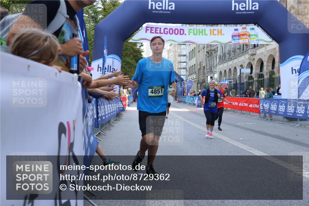 07.09.2025 - BARMER Alsterlauf Strokosch-Dieckow http://msf.ph/oto/8729362 07.09.2025 10:27:48 Ziel 2069, 2070, 2771, 3508, 5097, 5098, 5668, 5669, 6224 meine-sportfotos.de