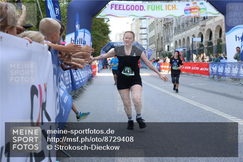 07.09.2025 - BARMER Alsterlauf Strokosch-Dieckow http://msf.ph/oto/8729408 07.09.2025 10:27:40 Ziel 5097, 5098, 5275, 5276, 5668, 5669, 6224 meine-sportfotos.de