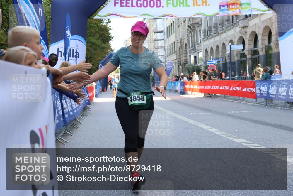 07.09.2025 - BARMER Alsterlauf Strokosch-Dieckow http://msf.ph/oto/8729418 07.09.2025 10:27:29 Ziel 2135, 2136, 2239, 2990, 3746, 4994, 5275, 5276 meine-sportfotos.de