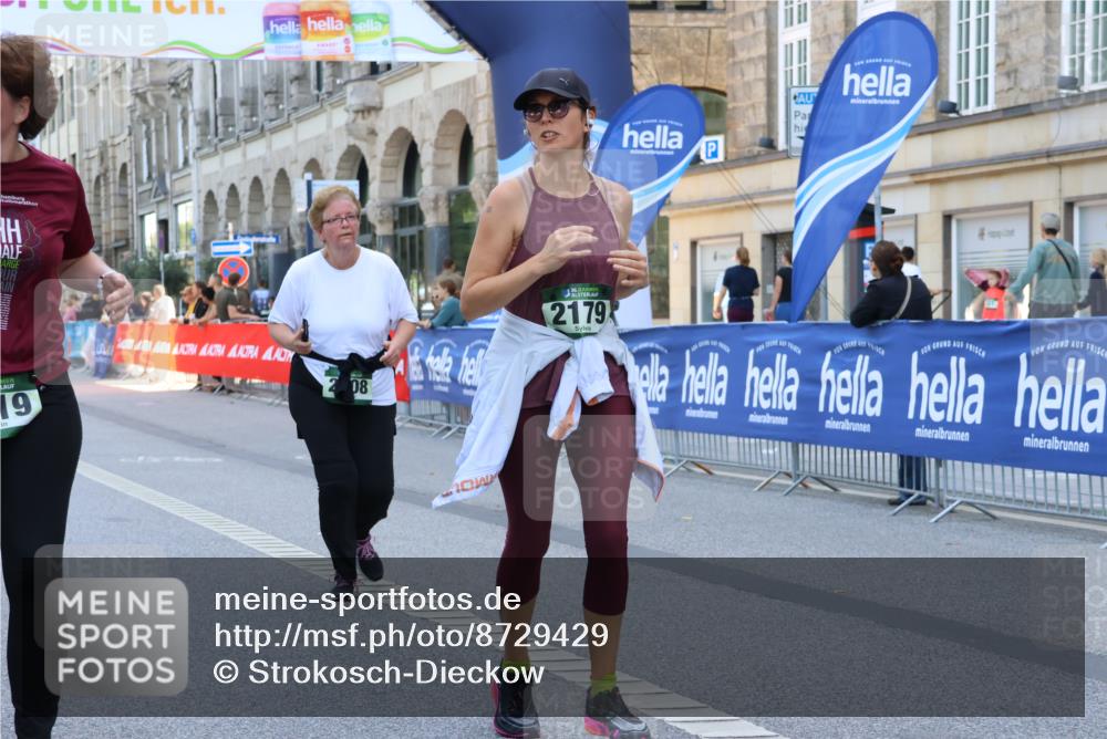 07.09.2025 - BARMER Alsterlauf Strokosch-Dieckow http://msf.ph/oto/8729429 07.09.2025 10:27:26 Ziel 2135, 2136, 2239, 2990, 3003, 3746, 4994, 5275, 5276 meine-sportfotos.de