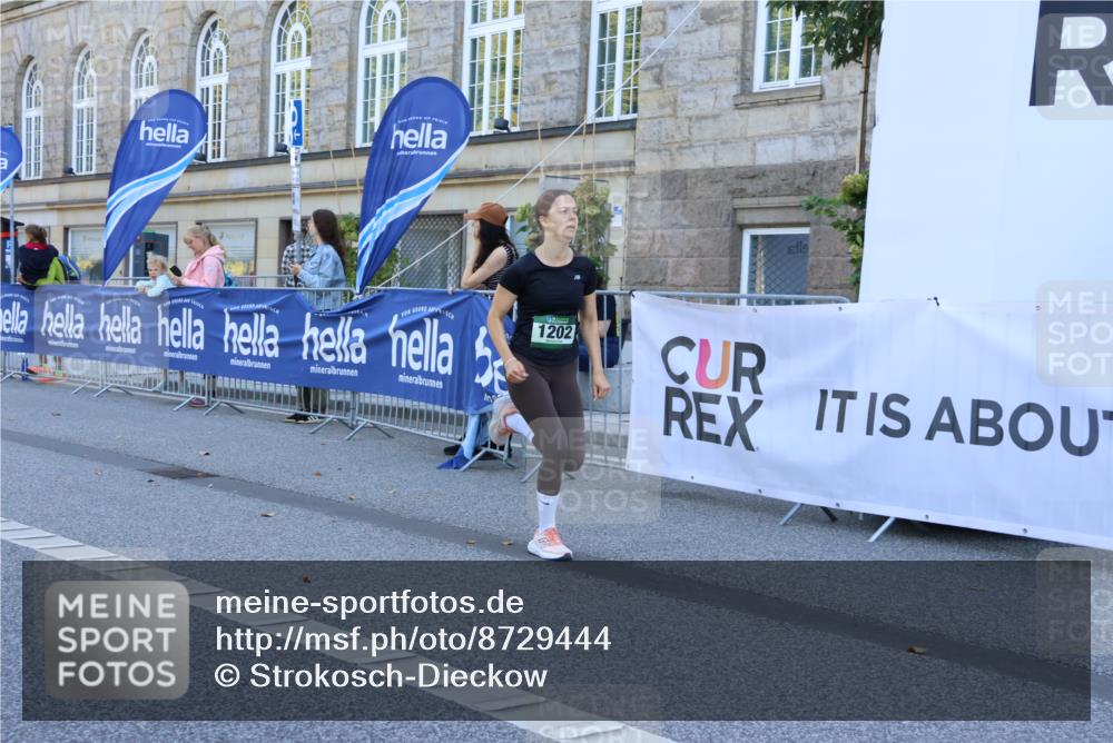 07.09.2025 - BARMER Alsterlauf Strokosch-Dieckow http://msf.ph/oto/8729444 07.09.2025 11:54:02 Ziel  meine-sportfotos.de