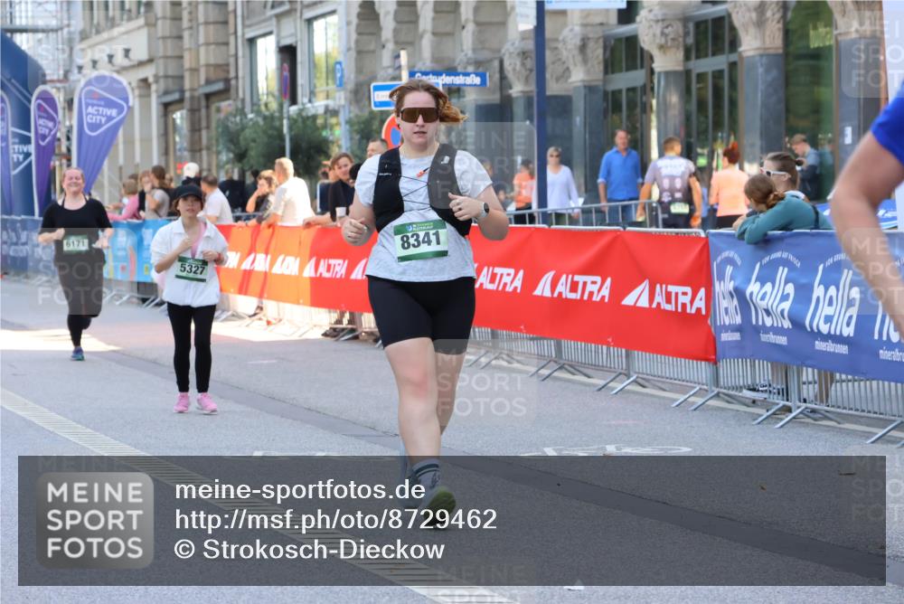 07.09.2025 - BARMER Alsterlauf Strokosch-Dieckow http://msf.ph/oto/8729462 07.09.2025 10:27:14 Ziel 2441, 2990, 3003, 3746, 4851, 5128, 6301 meine-sportfotos.de