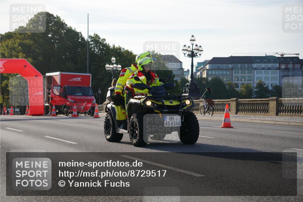 07.09.2025 - BARMER Alsterlauf Yannick Fuchs http://msf.ph/oto/8729517 07.09.2025 08:43:57 Laufen 6146 meine-sportfotos.de