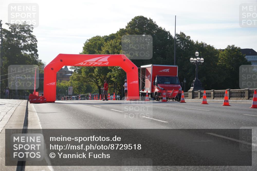 07.09.2025 - BARMER Alsterlauf Yannick Fuchs http://msf.ph/oto/8729518 07.09.2025 08:44:34 Laufen 76 meine-sportfotos.de