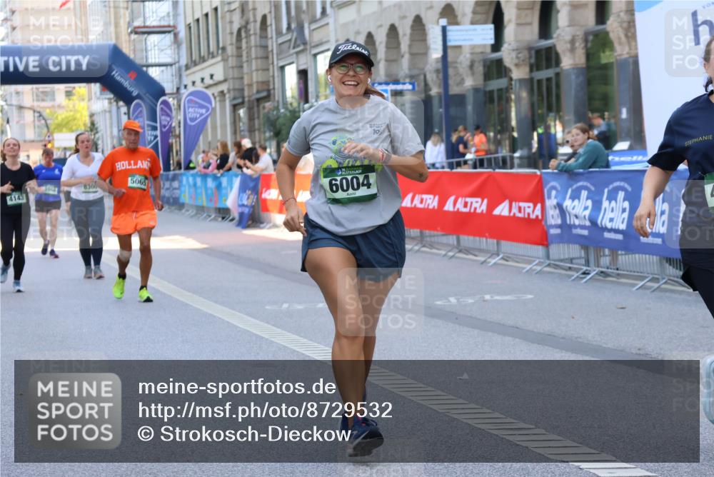 07.09.2025 - BARMER Alsterlauf Strokosch-Dieckow http://msf.ph/oto/8729532 07.09.2025 10:26:58 Ziel 2439, 4851, 6171, 6301 meine-sportfotos.de