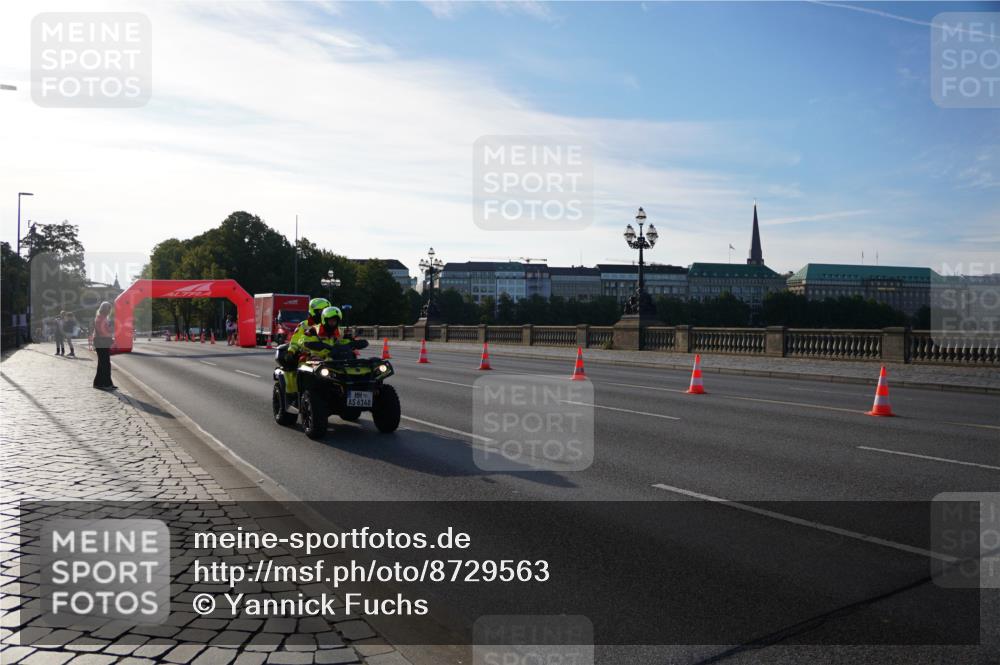 07.09.2025 - BARMER Alsterlauf Yannick Fuchs http://msf.ph/oto/8729563 07.09.2025 08:51:55 Laufen 6148 meine-sportfotos.de
