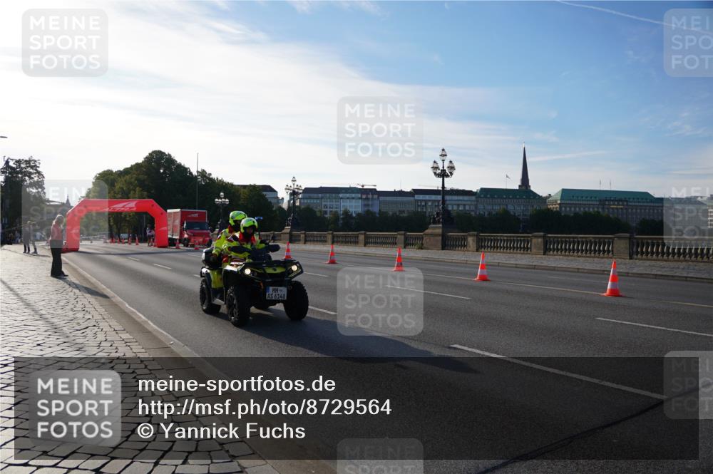07.09.2025 - BARMER Alsterlauf Yannick Fuchs http://msf.ph/oto/8729564 07.09.2025 08:51:55 Laufen 6148 meine-sportfotos.de