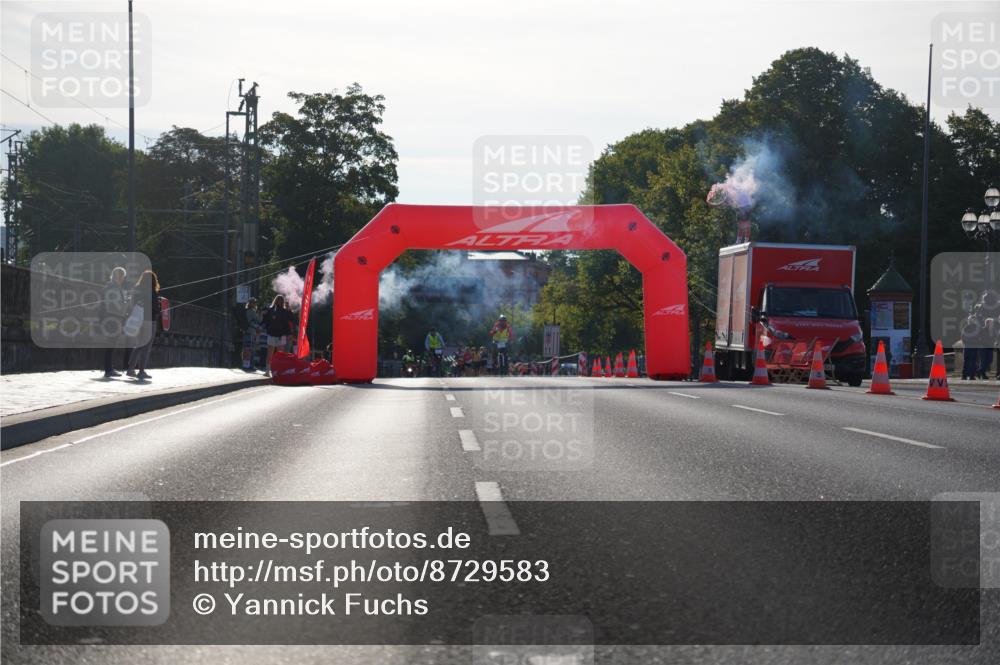 07.09.2025 - BARMER Alsterlauf Yannick Fuchs http://msf.ph/oto/8729583 07.09.2025 08:56:22 Laufen  meine-sportfotos.de