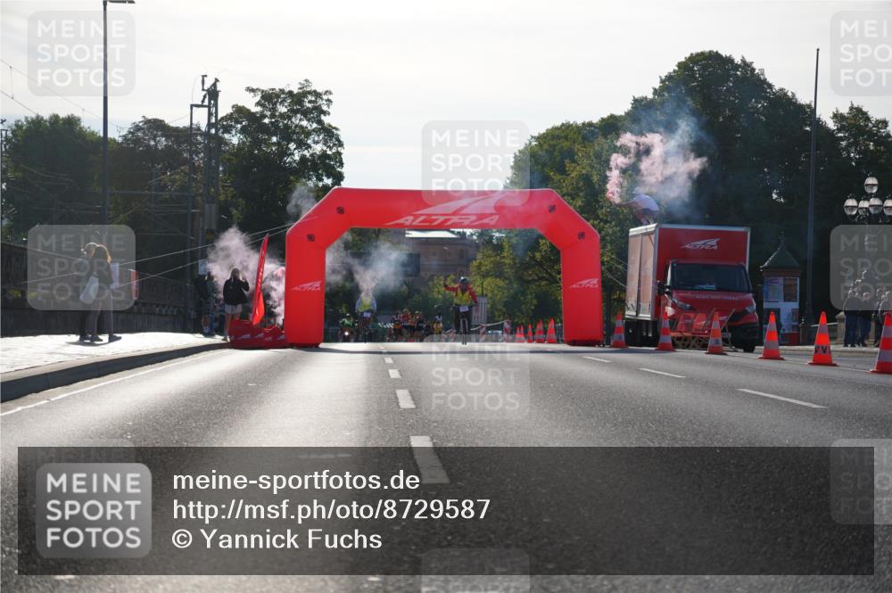07.09.2025 - BARMER Alsterlauf Yannick Fuchs http://msf.ph/oto/8729587 07.09.2025 08:56:24 Laufen 76 meine-sportfotos.de