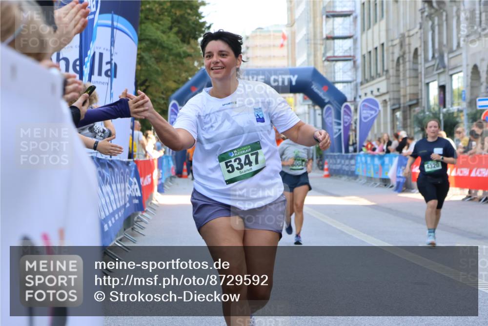 07.09.2025 - BARMER Alsterlauf Strokosch-Dieckow http://msf.ph/oto/8729592 07.09.2025 10:26:54 Ziel 2008, 2439, 6171 meine-sportfotos.de