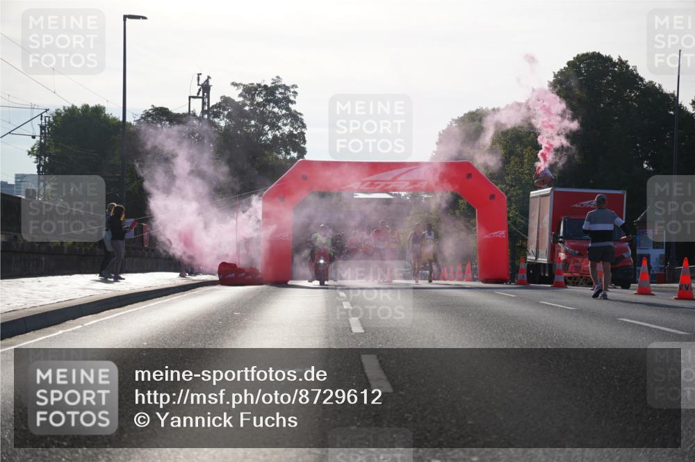 07.09.2025 - BARMER Alsterlauf Yannick Fuchs http://msf.ph/oto/8729612 07.09.2025 08:56:34 Laufen  meine-sportfotos.de