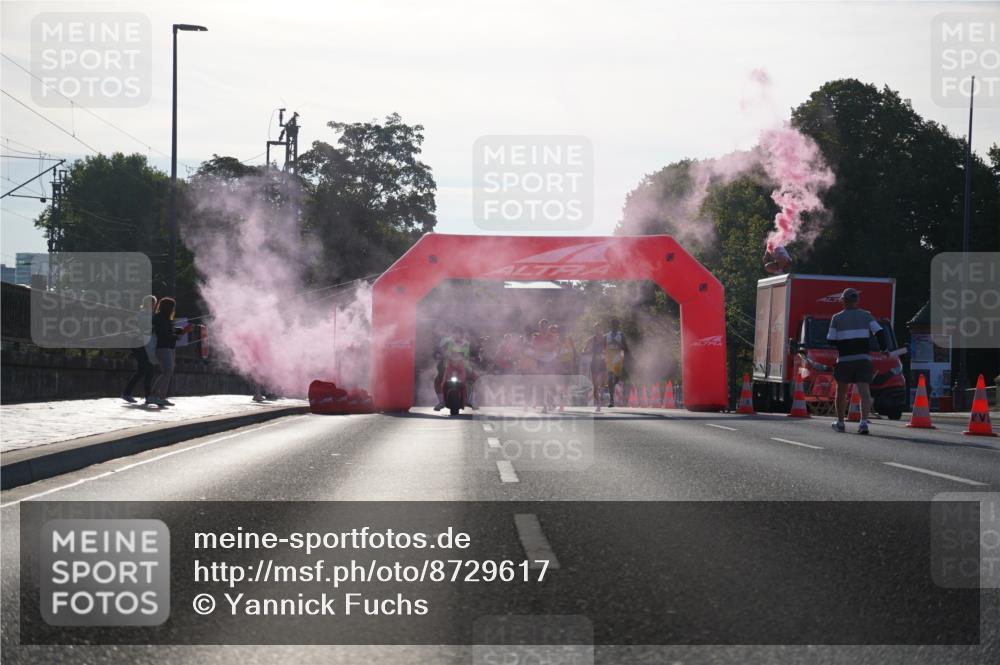 07.09.2025 - BARMER Alsterlauf Yannick Fuchs http://msf.ph/oto/8729617 07.09.2025 08:56:34 Laufen  meine-sportfotos.de