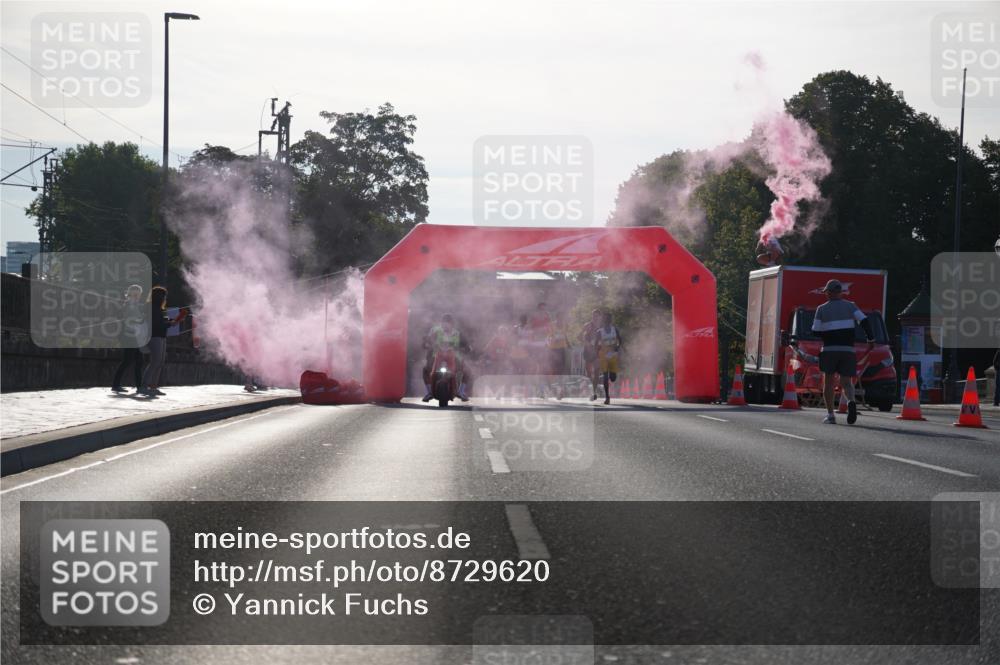 07.09.2025 - BARMER Alsterlauf Yannick Fuchs http://msf.ph/oto/8729620 07.09.2025 08:56:34 Laufen  meine-sportfotos.de